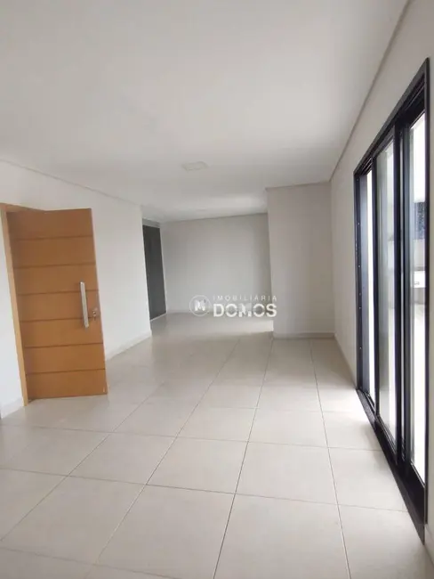 Foto 4 de Apartamento com 4 quartos à venda, 220m2 em Portal das Colinas, Guaratingueta - SP