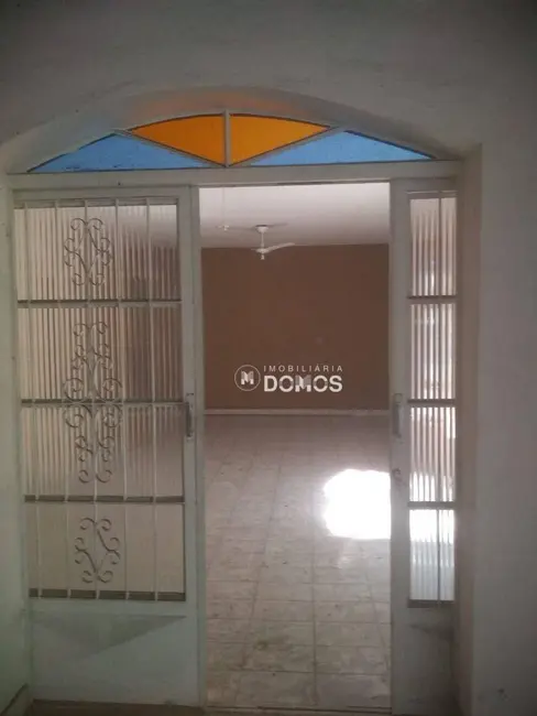 Foto 6 de Casa com 2 quartos à venda, 180m2 em Parque São Francisco, Guaratingueta - SP