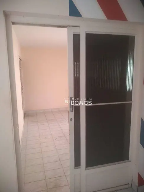 Foto 9 de Casa com 2 quartos à venda, 180m2 em Parque São Francisco, Guaratingueta - SP