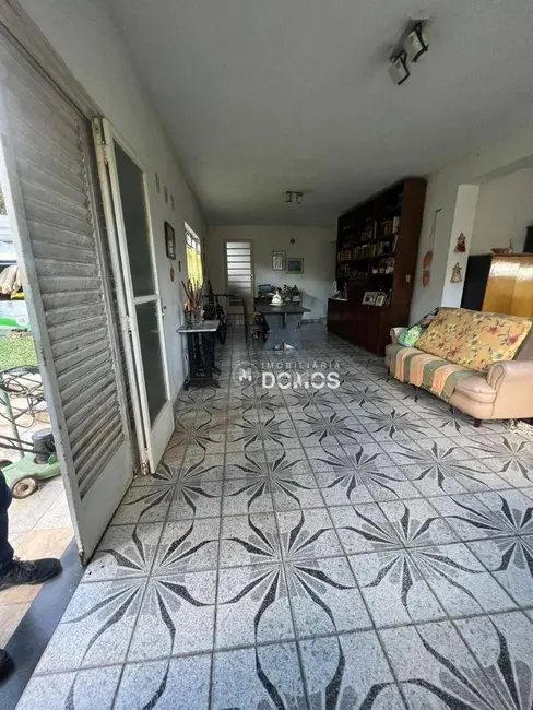 Foto 8 de Casa com 3 quartos à venda, 1000m2 em Jardim Panorama, Guaratingueta - SP