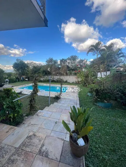 Casa com 3 quartos à venda, 1000m2 em Jardim Panorama, Guaratingueta - SP - imagem 7 Foto 7 de Casa com 3 quartos à venda, 1000m2 em Jardim Panorama, Guaratingueta - SP