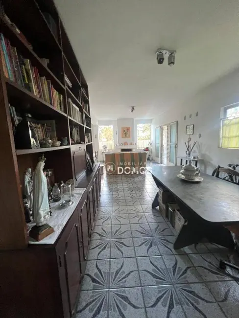 Foto 3 de Casa com 3 quartos à venda, 1000m2 em Jardim Panorama, Guaratingueta - SP