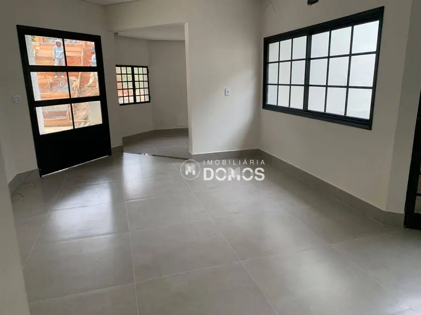 Foto 4 de Casa com 3 quartos à venda, 1003m2 em Jardim Panorama, Guaratingueta - SP