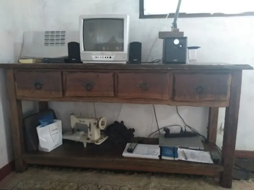 Foto 2 de Casa com 4 quartos à venda, 170m2 em Vila Municipal I, Guaratingueta - SP