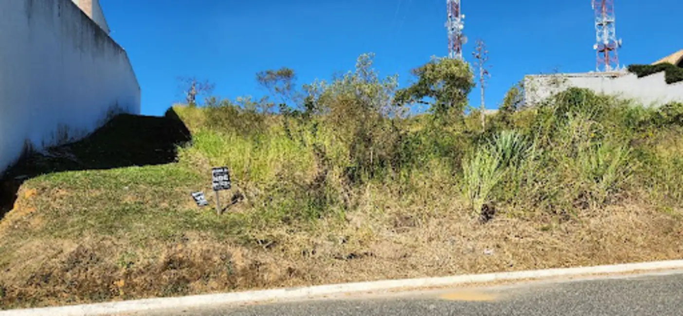 Foto 3 de Terreno / Lote à venda, 493m2 em Village Mantiqueira, Guaratingueta - SP