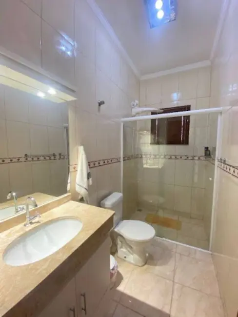 Foto 6 de Casa com 3 quartos à venda, 300m2 em Residencial Village Santana, Guaratingueta - SP