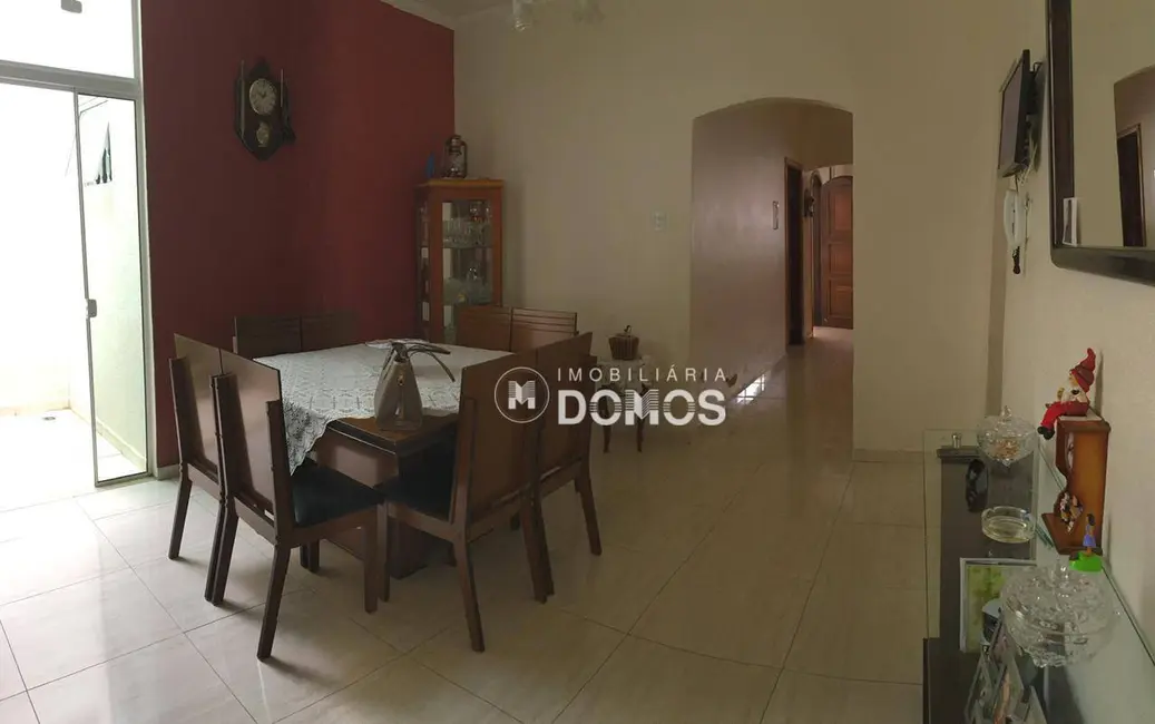 Foto 2 de Casa de Condomínio com 4 quartos à venda, 246m2 em Potim - SP