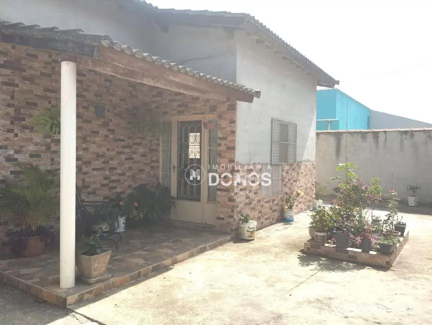 Foto 4 de Casa com 3 quartos à venda, 378m2 em Guaratingueta - SP