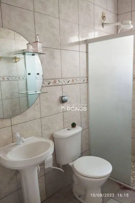 Foto 4 de Casa com 3 quartos à venda, 250m2 em Guaratingueta - SP