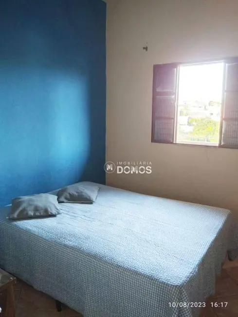 Foto 3 de Casa com 3 quartos à venda, 250m2 em Guaratingueta - SP