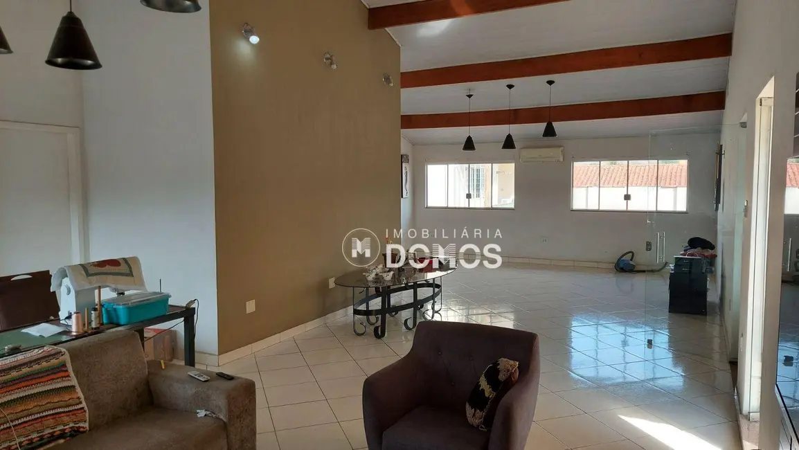 Foto 9 de Casa com 5 quartos à venda em Parque das Alamedas, Guaratingueta - SP