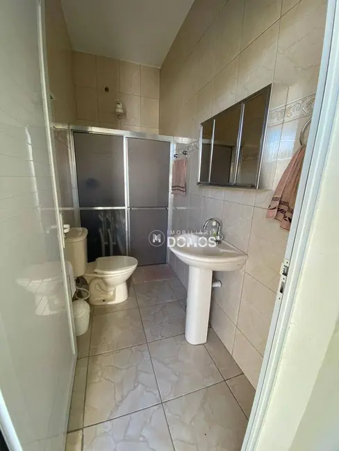 Casa de Condomínio com 3 quartos à venda, 168m2 em São Benedito, Guaratingueta - SP - imagem 9 Foto 9 de Casa de Condomínio com 3 quartos à venda, 168m2 em São Benedito, Guaratingueta - SP