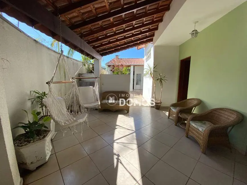 Casa de Condomínio com 3 quartos à venda, 168m2 em São Benedito, Guaratingueta - SP - imagem 4 Foto 4 de Casa de Condomínio com 3 quartos à venda, 168m2 em São Benedito, Guaratingueta - SP