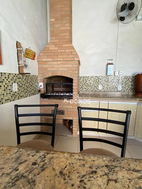 Casa de Condomínio com 3 quartos à venda, 168m2 em São Benedito, Guaratingueta - SP - imagem 5 Foto 5 de Casa de Condomínio com 3 quartos à venda, 168m2 em São Benedito, Guaratingueta - SP