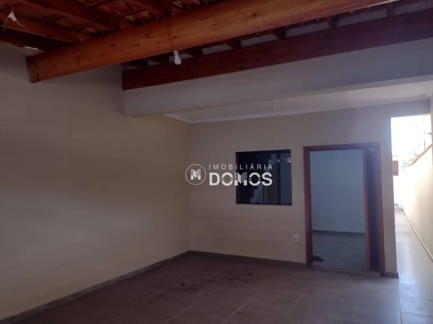 Foto 2 de Casa de Condomínio com 3 quartos à venda, 300m2 em Guaratingueta - SP