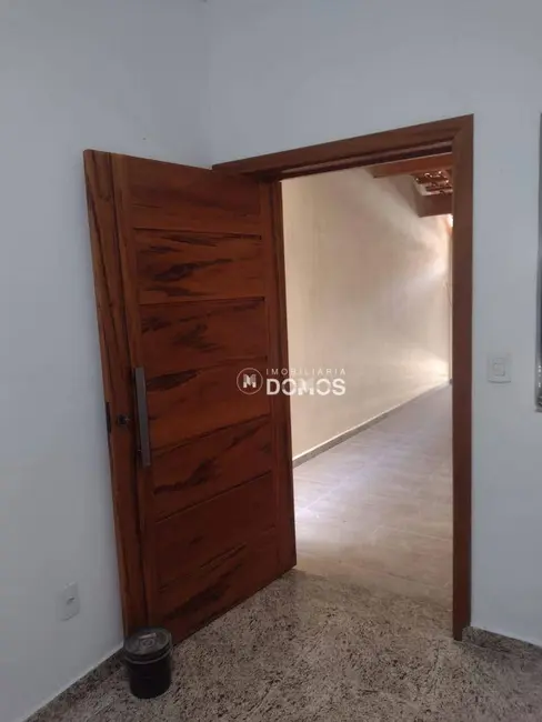 Foto 3 de Casa de Condomínio com 3 quartos à venda, 300m2 em Guaratingueta - SP