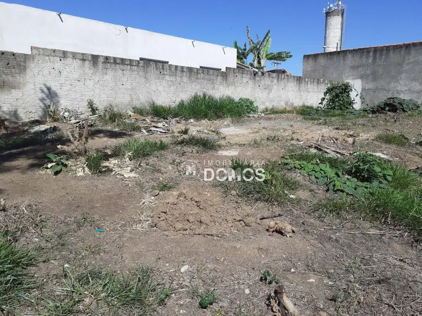 Foto 4 de Terreno / Lote à venda, 533m2 em Guaratingueta - SP