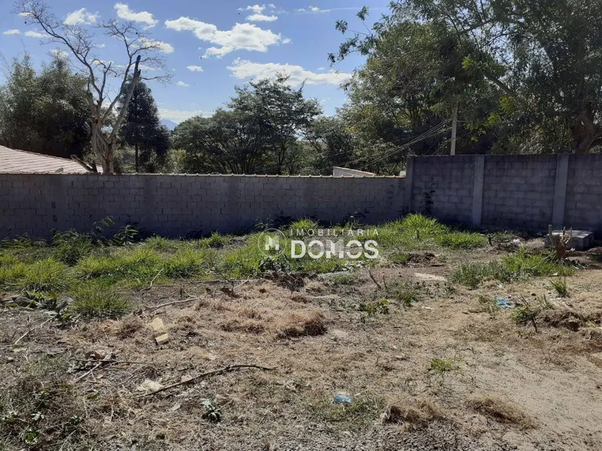 Foto 2 de Terreno / Lote à venda, 533m2 em Guaratingueta - SP
