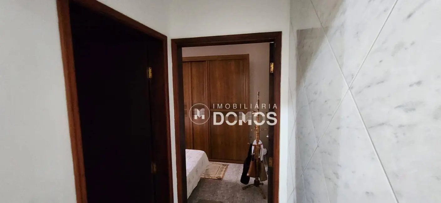 Casa com 3 quartos à venda e para alugar, 250m2 em Parque do Sol, Guaratingueta - SP - imagem 6 Foto 6 de Casa com 3 quartos à venda e para alugar, 250m2 em Parque do Sol, Guaratingueta - SP