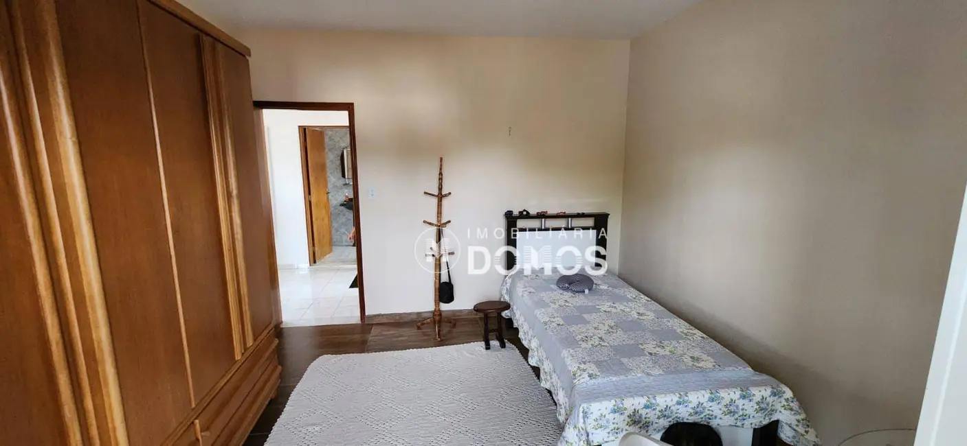 Casa com 3 quartos à venda e para alugar, 250m2 em Parque do Sol, Guaratingueta - SP - imagem 9 Foto 9 de Casa com 3 quartos à venda e para alugar, 250m2 em Parque do Sol, Guaratingueta - SP