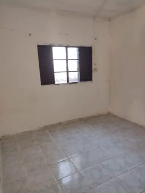 Foto 3 de Casa com 3 quartos à venda, 250m2 em Jardim Santa Luzia, Guaratingueta - SP