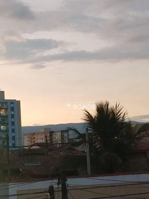 Casa com 2 quartos à venda, 300m2 em Residencial Nino, Guaratingueta - SP - imagem 4 Foto 4 de Casa com 2 quartos à venda, 300m2 em Residencial Nino, Guaratingueta - SP