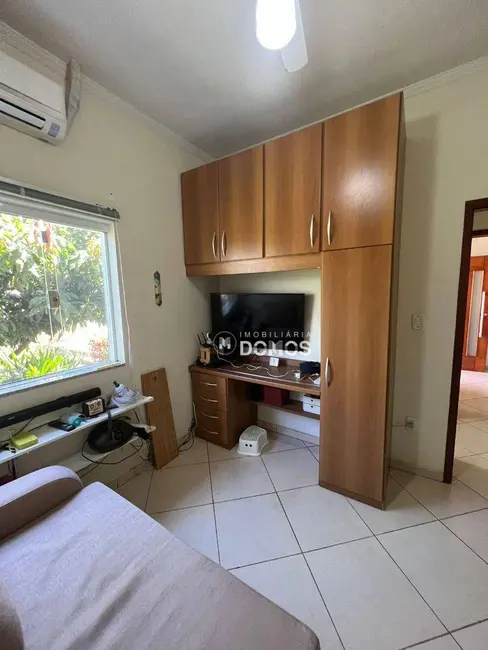 Casa com 5 quartos à venda, 1004m2 em Jardim Panorama, Guaratingueta - SP - imagem 6 Foto 6 de Casa com 5 quartos à venda, 1004m2 em Jardim Panorama, Guaratingueta - SP