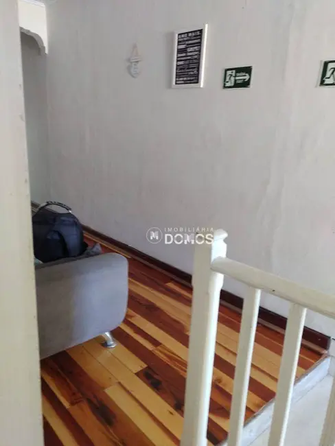 Sala Comercial para alugar, 20m2 em Centro, Guaratingueta - SP - imagem 5 Foto 5 de Sala Comercial para alugar, 20m2 em Centro, Guaratingueta - SP