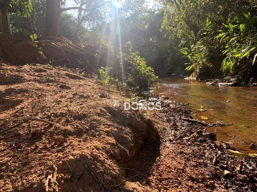 Foto 6 de Chácara com 3 quartos à venda, 5000m2 em Guaratingueta - SP
