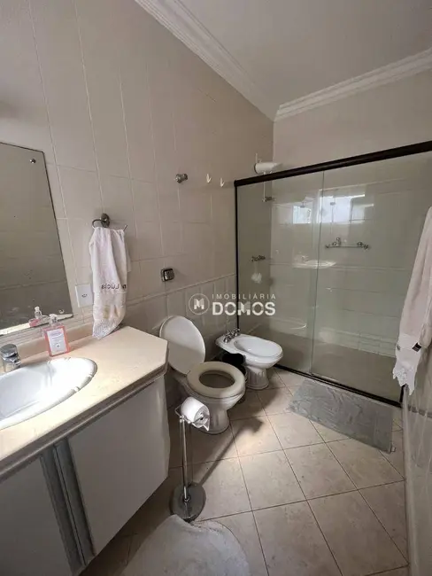 Sobrado com 6 quartos à venda e para alugar, 1140m2 em Portal das Colinas, Guaratingueta - SP - imagem 9 Foto 9 de Sobrado com 6 quartos à venda e para alugar, 1140m2 em Portal das Colinas, Guaratingueta - SP