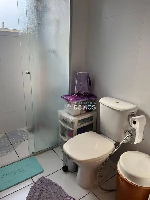 Foto 3 de Apartamento com 2 quartos à venda, 44m2 em Portal das Colinas, Guaratingueta - SP