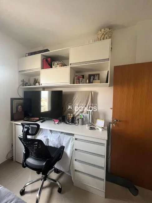 Foto 6 de Apartamento com 2 quartos à venda, 44m2 em Portal das Colinas, Guaratingueta - SP