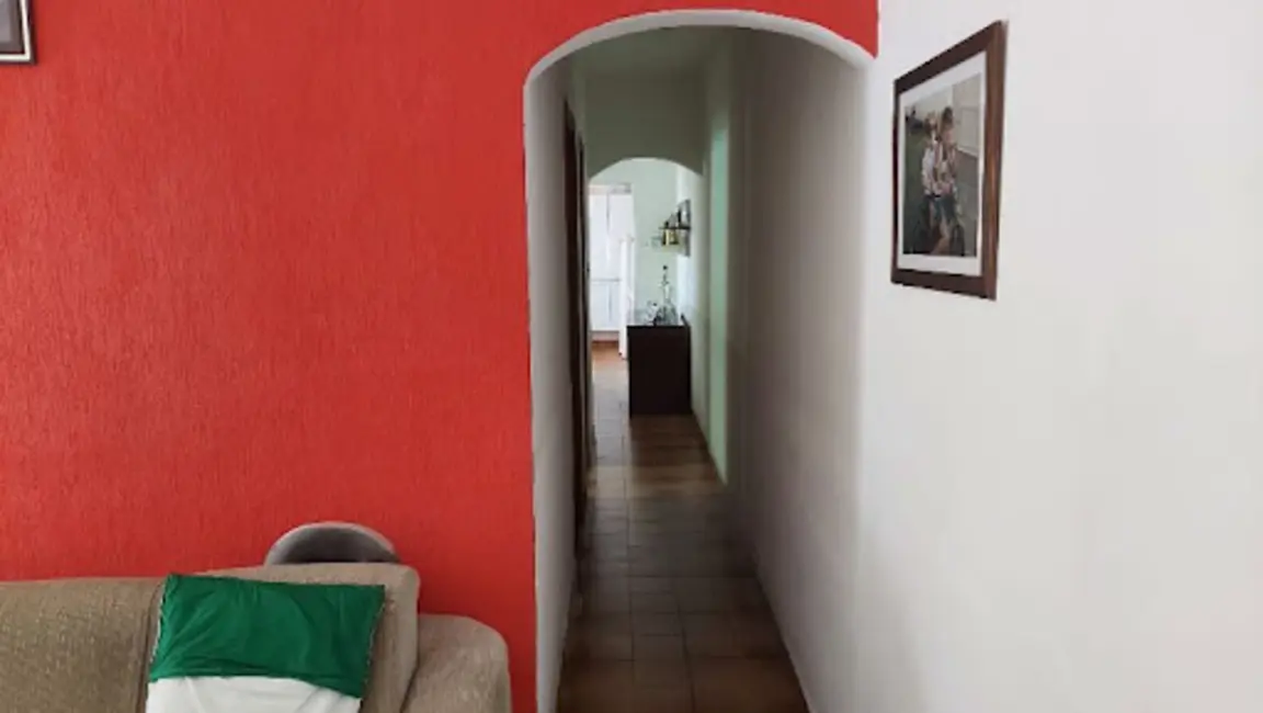 Foto 8 de Casa com 3 quartos à venda, 150m2 em Vila Galvão, Guaratingueta - SP