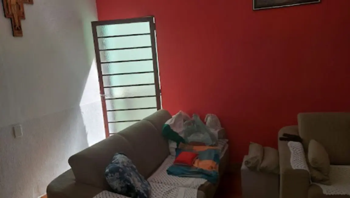 Foto 4 de Casa com 3 quartos à venda, 150m2 em Vila Galvão, Guaratingueta - SP