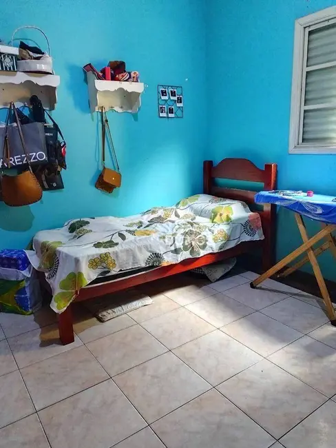 Foto 4 de Casa com 3 quartos à venda, 250m2 em Jardim Rony, Guaratingueta - SP