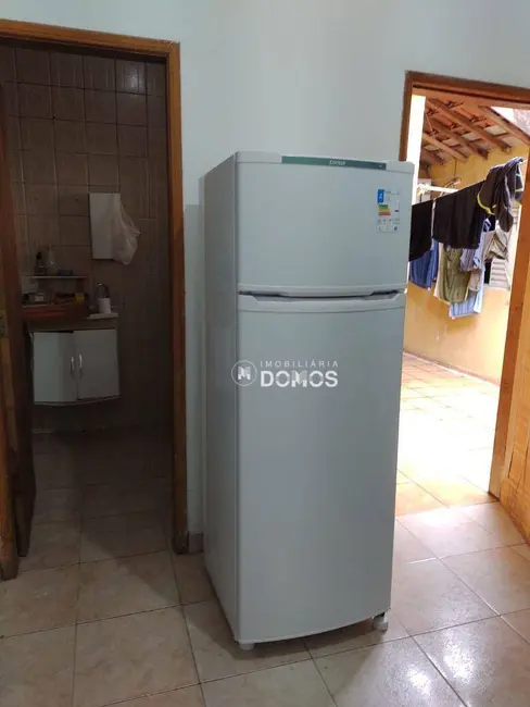 Foto 3 de Casa com 3 quartos à venda, 250m2 em Jardim Rony, Guaratingueta - SP