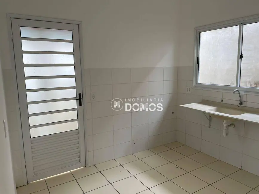 Foto 7 de Casa com 2 quartos à venda, 170m2 em Jardim França II, Guaratingueta - SP