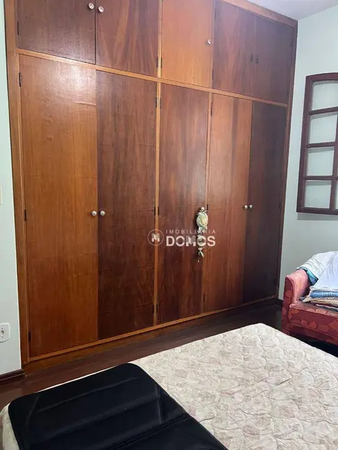 Foto 4 de Sobrado com 4 quartos à venda, 351m2 em Portal das Colinas, Guaratingueta - SP
