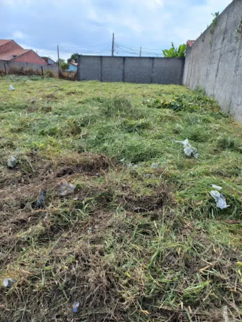 Foto 1 de Terreno / Lote à venda, 200m2 em Loteamento Residencial e Comercial Araguaia, Pindamonhangaba - SP