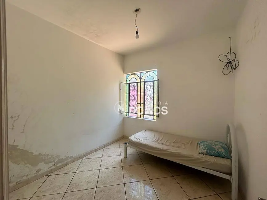 Foto 8 de Casa com 2 quartos à venda, 93m2 em Vila Comendador Rodrigues Alves, Guaratingueta - SP