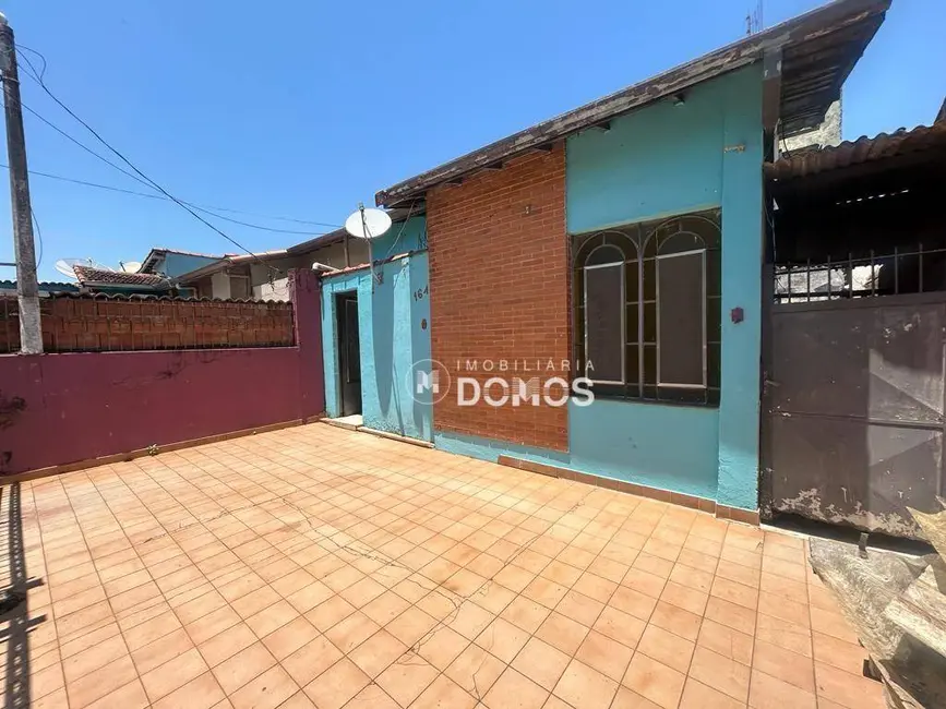 Foto 1 de Casa com 2 quartos à venda, 93m2 em Vila Comendador Rodrigues Alves, Guaratingueta - SP