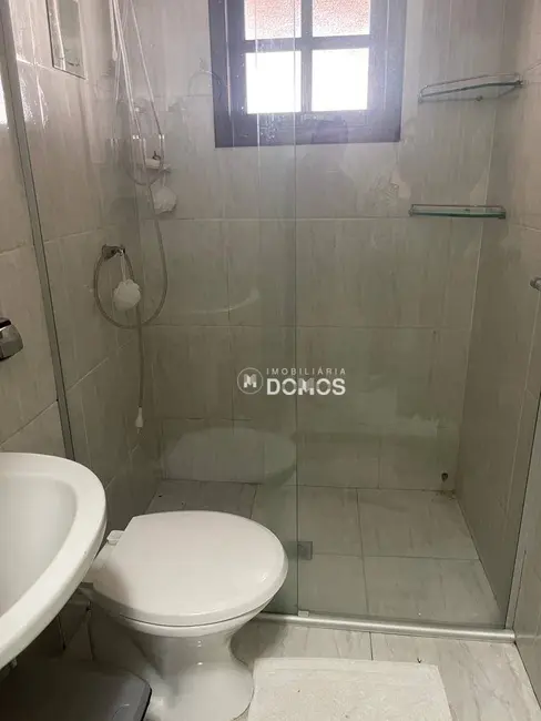 Casa com 1 quarto à venda, 250m2 em Aparecida - SP - imagem 8 Foto 8 de Casa com 1 quarto à venda, 250m2 em Aparecida - SP