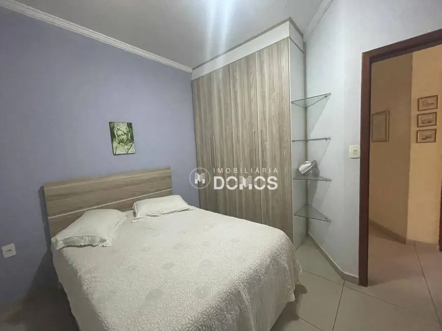 Foto 5 de Casa com 3 quartos à venda, 500m2 em Aparecida - SP