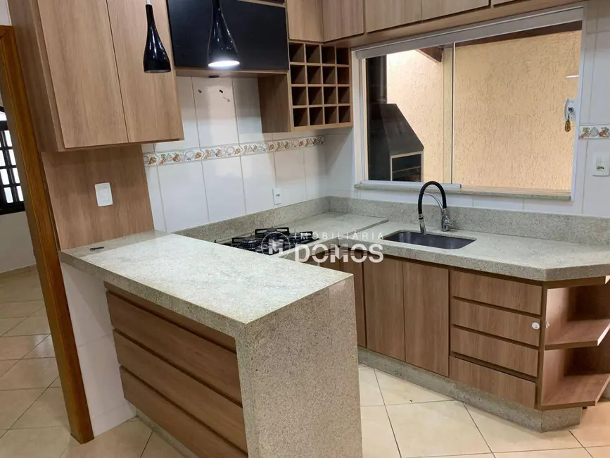 Foto 8 de Casa com 2 quartos à venda, 130m2 em Beira Rio II, Guaratingueta - SP