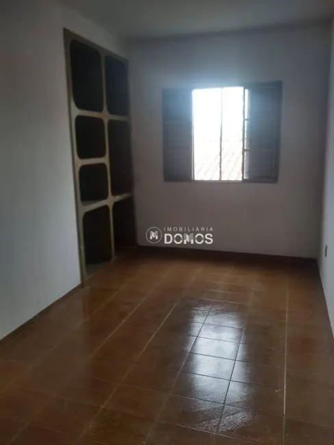 Foto 3 de Casa com 4 quartos à venda, 180m2 em Parque das Árvores, Guaratingueta - SP