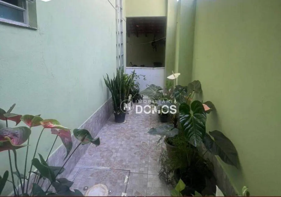 Foto 4 de Casa com 3 quartos à venda, 146m2 em Jardim do Vale, Guaratingueta - SP