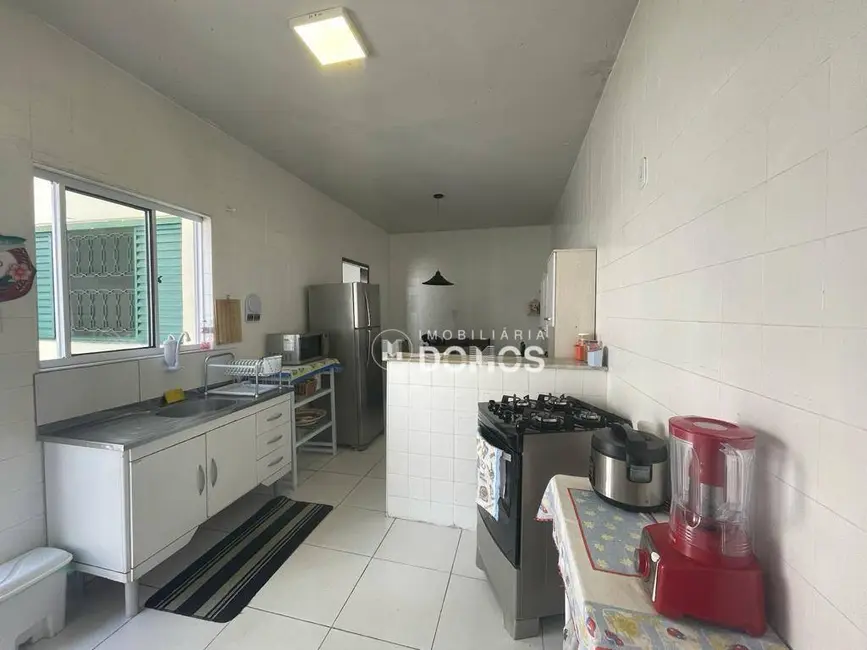 Foto 6 de Casa com 3 quartos à venda, 172m2 em Centro, Guaratingueta - SP