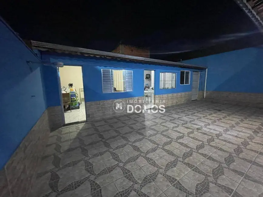 Casa com 3 quartos à venda, 250m2 em Aparecida - SP - imagem 7 Foto 7 de Casa com 3 quartos à venda, 250m2 em Aparecida - SP