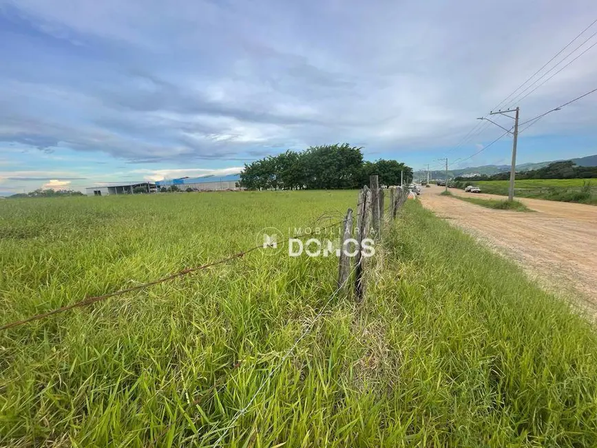Foto 4 de Terreno / Lote à venda, 2000m2 em Potim - SP