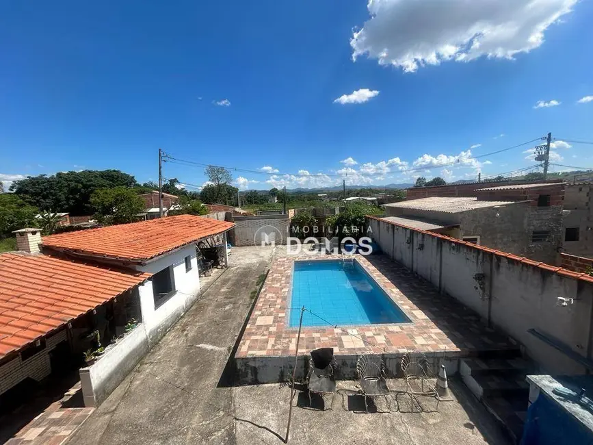 Casa com 4 quartos à venda, 620m2 em Jardim do Vale, Guaratingueta - SP - imagem 3 Foto 3 de Casa com 4 quartos à venda, 620m2 em Jardim do Vale, Guaratingueta - SP
